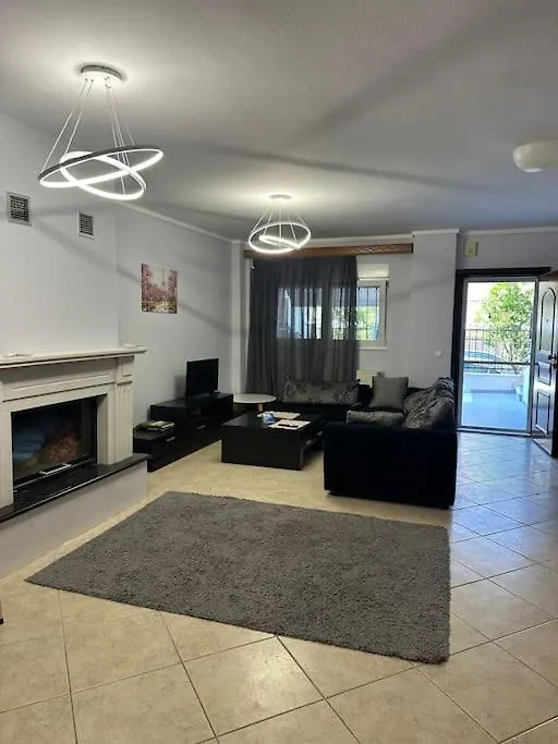 Pefka Apartment Thessaloniki Greece
